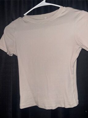Skims two piece set Basic Ribbed Short Sleeve Tee in Light Beige